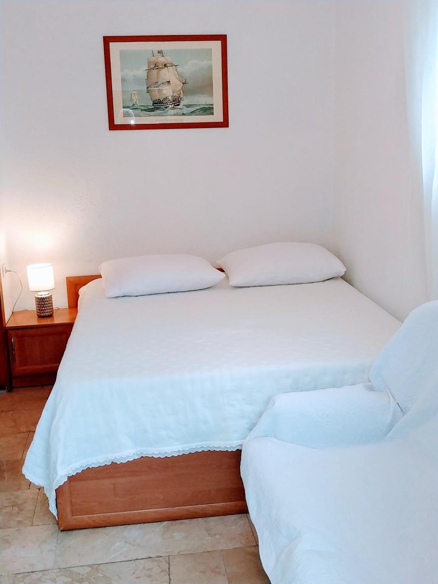 Pelivan Apartments Каштела Экстерьер фото