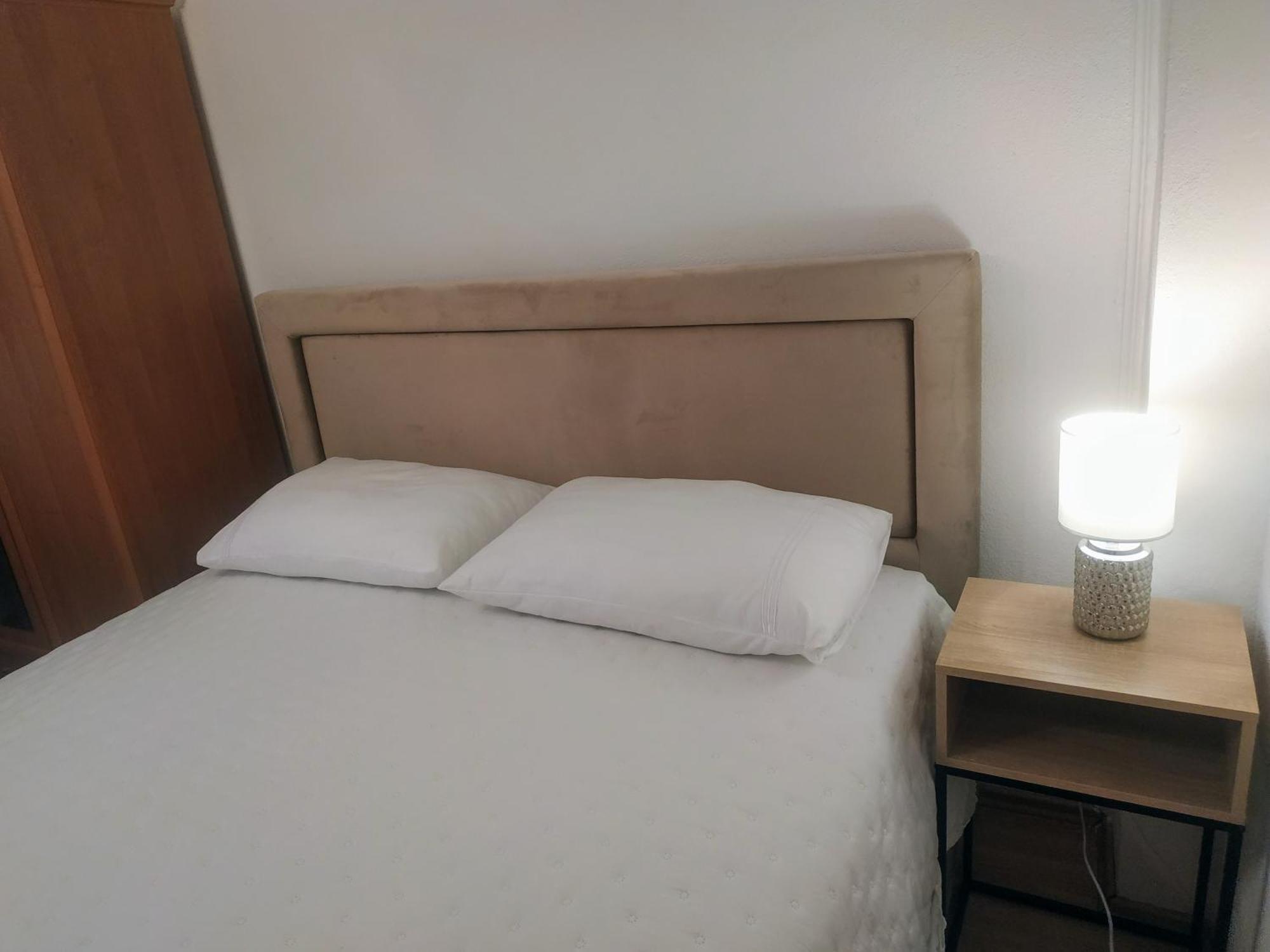 Pelivan Apartments Каштела Экстерьер фото